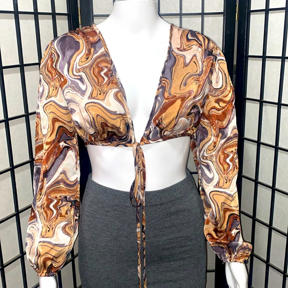 Rabbit Rose Marbled Crop Top